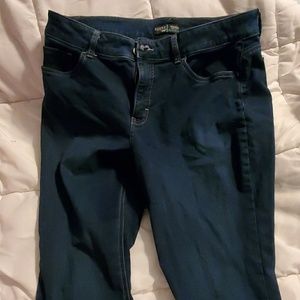 Dark wash stretchy Jeans